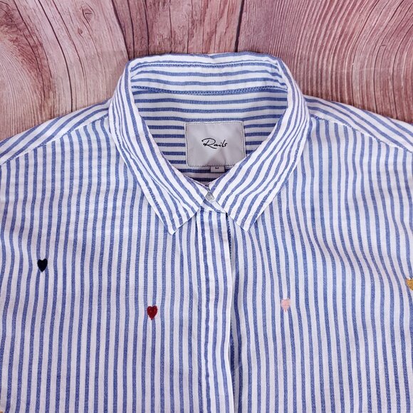 Rails Taylor Blue White Striped Shirt Womens Medium Rainbow Embroidered Hearts - Picture 8 of 15